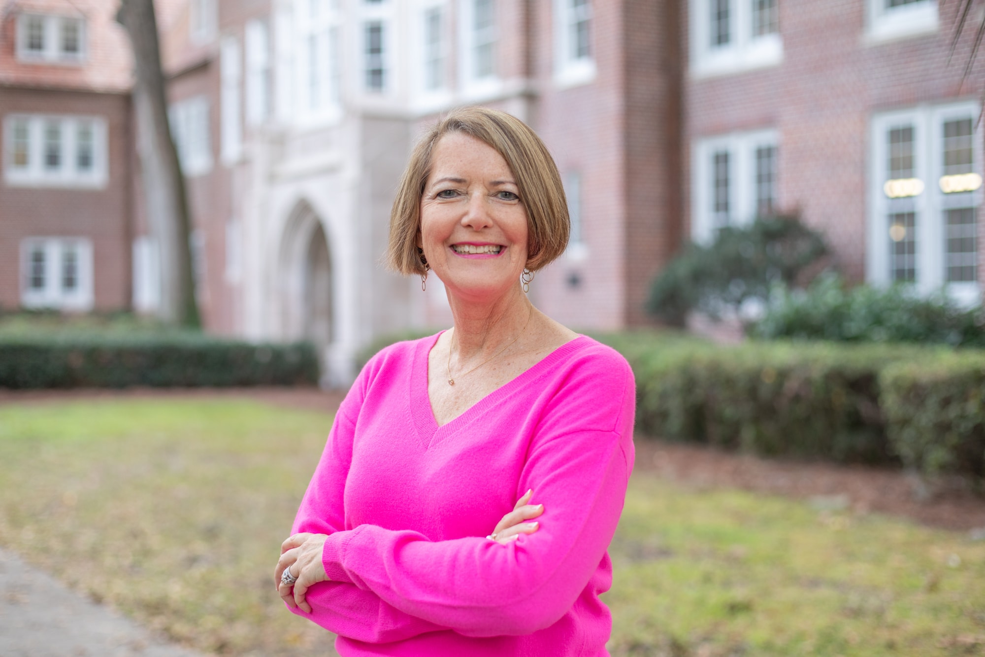 F. Chris Curran<br />
