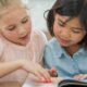 elementary students reading